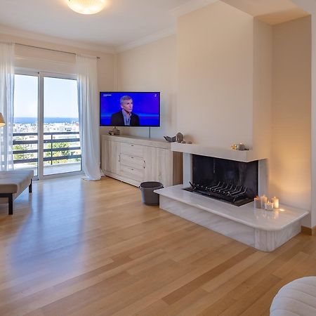 Rhea - Glyfada Sea View Apartment เอเธนส์ ภายนอก รูปภาพ