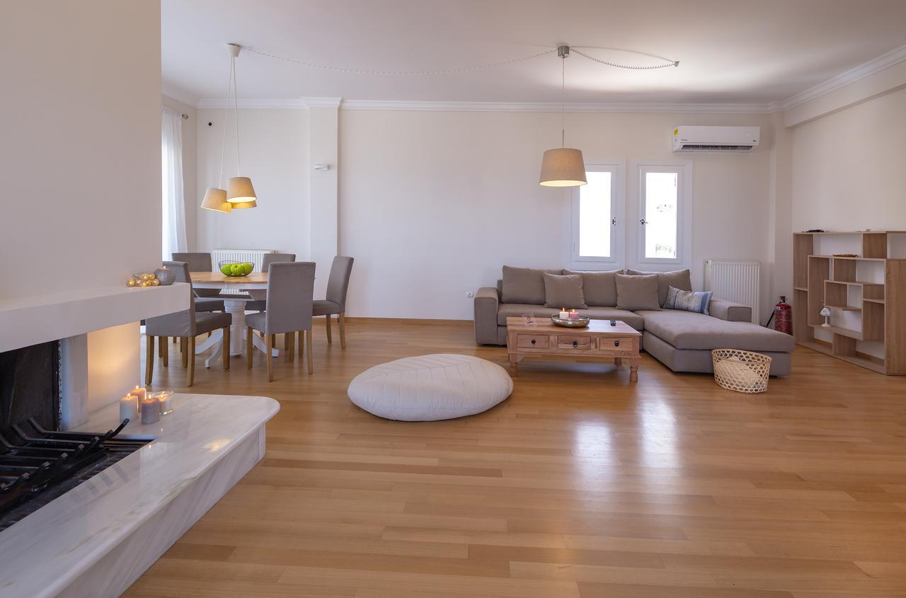 Rhea - Glyfada Sea View Apartment เอเธนส์ ภายนอก รูปภาพ