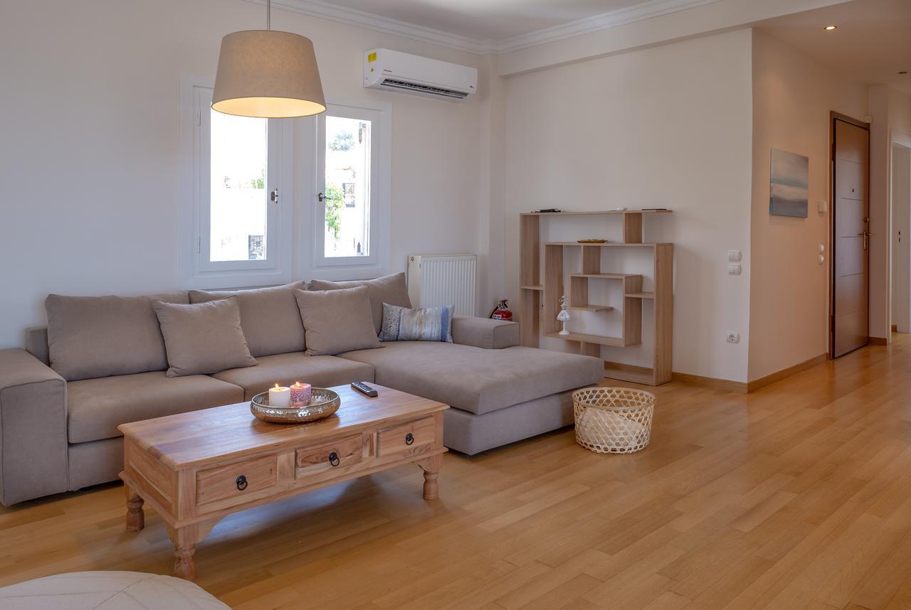 Rhea - Glyfada Sea View Apartment เอเธนส์ ภายนอก รูปภาพ